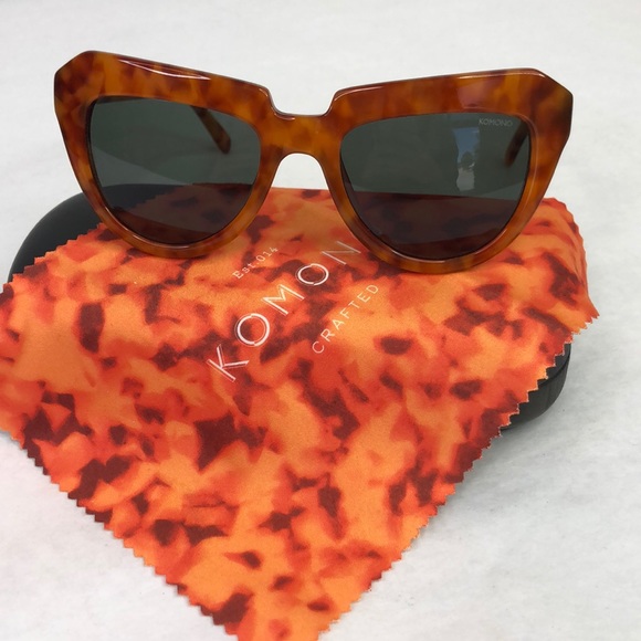 KOMONO Stella Caramel Demi Sunglasses NEW CAT EYE - Picture 4 of 10